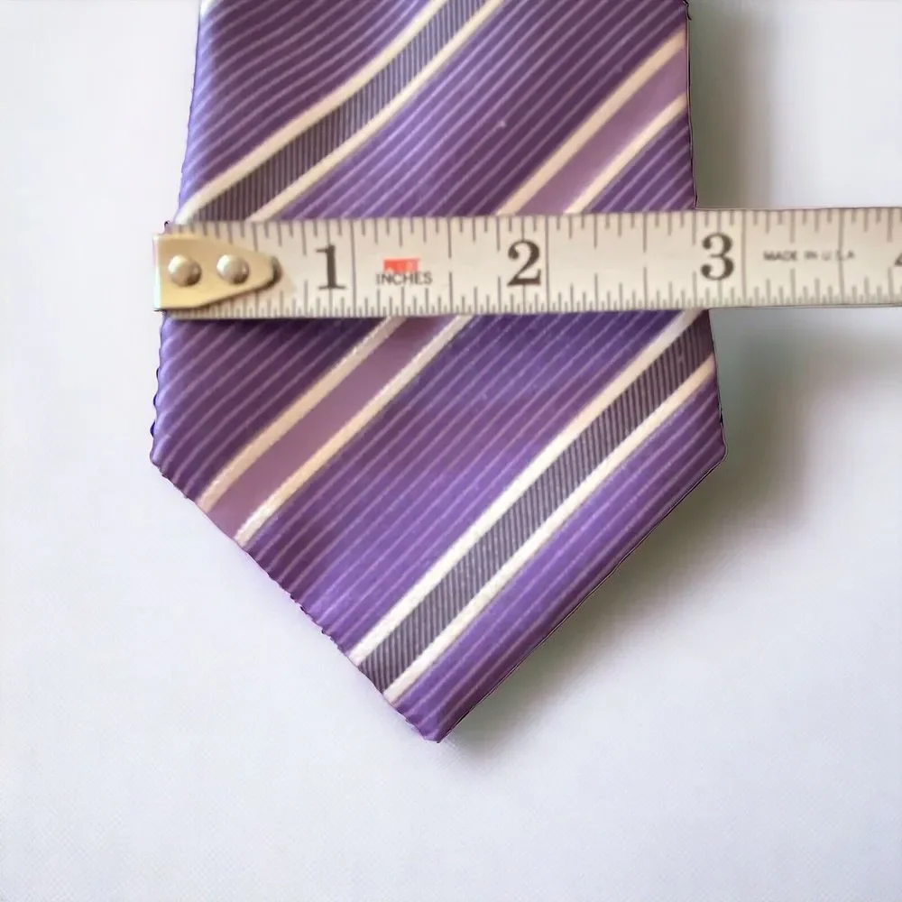 BOSS Hugo Boss Men’s 100% Silk Purple Striped 3” Tie Necktie Made in Italy